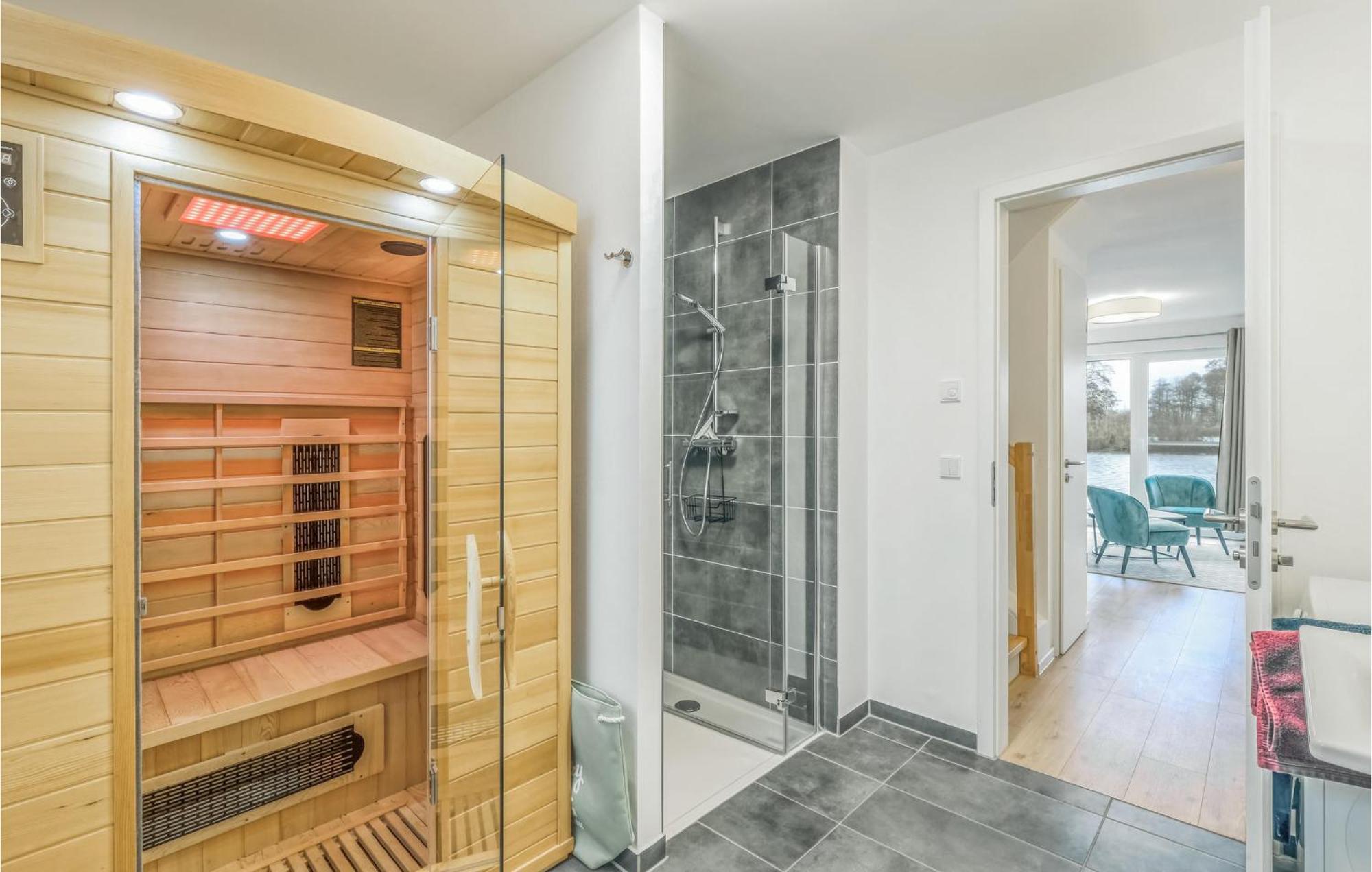 Amazing Home In Tossens With Wifi Exteriör bild